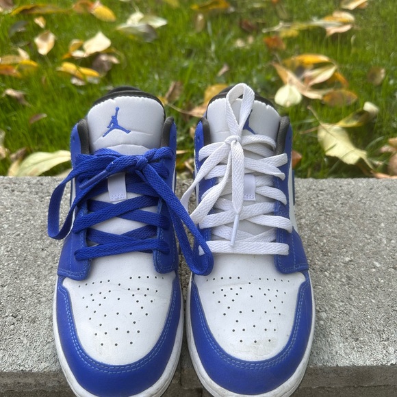 Jordan 1 low - “game royal” - Picture 3 of 5